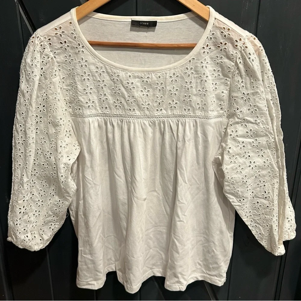 J Crew Woman’s white eyelet puff-sleeve top, Boho Feminine Cotton Coastal
